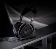 《三角洲行动》“蝶变行动”火爆开战，ROG游戏耳机强势助力